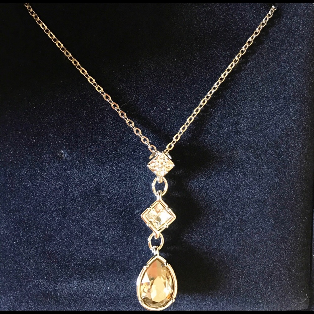 Swarovski Crystal Pendant Eveline Necklace